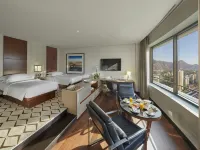 Mandarin Oriental, Santiago Hotels near Lastarria