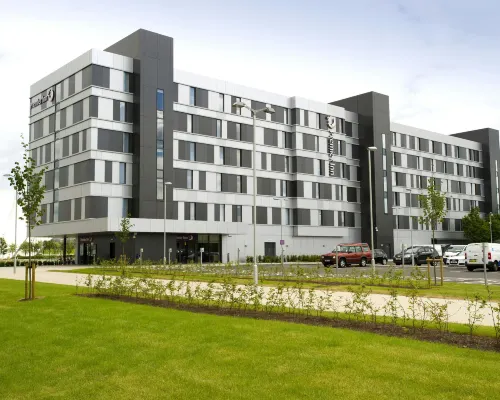 Premier Inn Glasgow Pacific Quay Hotel dekat Stadion Ibrox