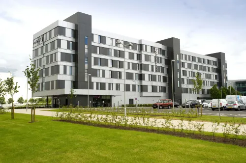 Premier Inn Glasgow Pacific Quay - Bãi đậu xe