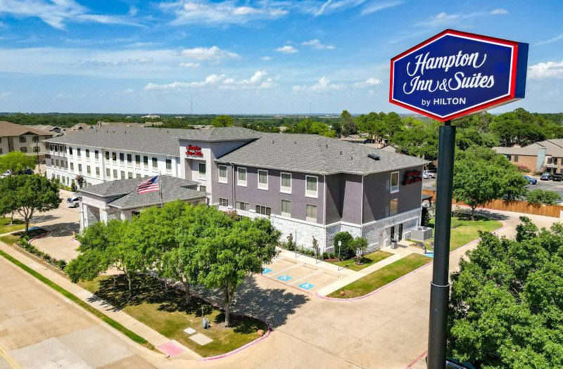 Hampton Inn & Suites Denton