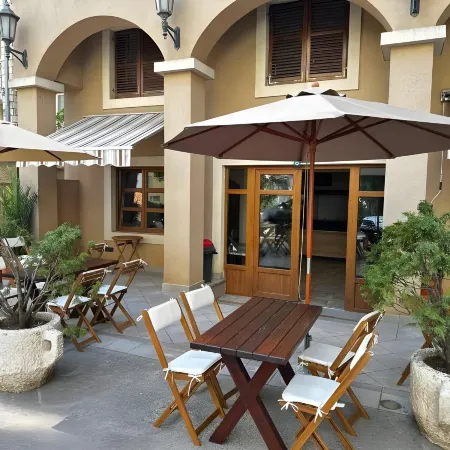 Central Hotel & Restaurant