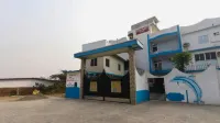Dolphin Club and Resort by Phoenix - Pool