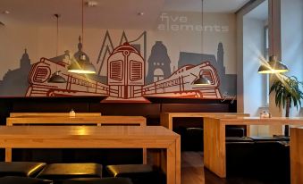Five Elements Hostel Leipzig