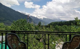 Madpackers Manali