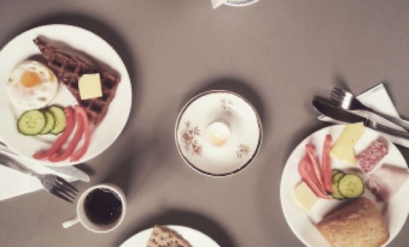 4. 테후시드 호스텔..