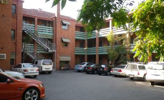 Greenways Apartments