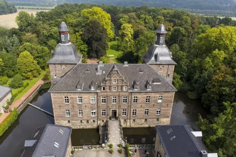 Schlosshotel Hugenpoet