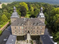 Schlosshotel Hugenpoet Hotels in Essen