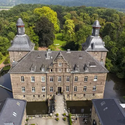 Schlosshotel Hugenpoet Hotel berhampiran Folkwang University of the Arts