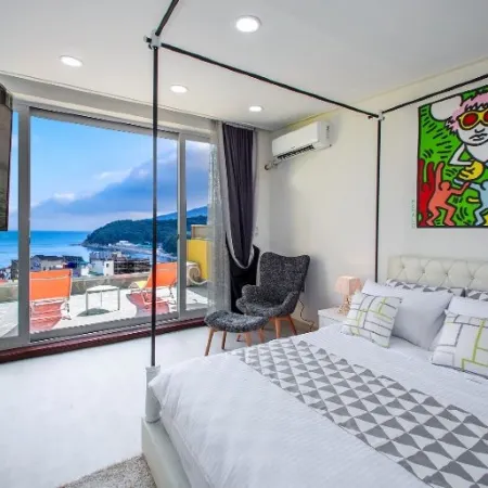 Geoje Monaco Pension