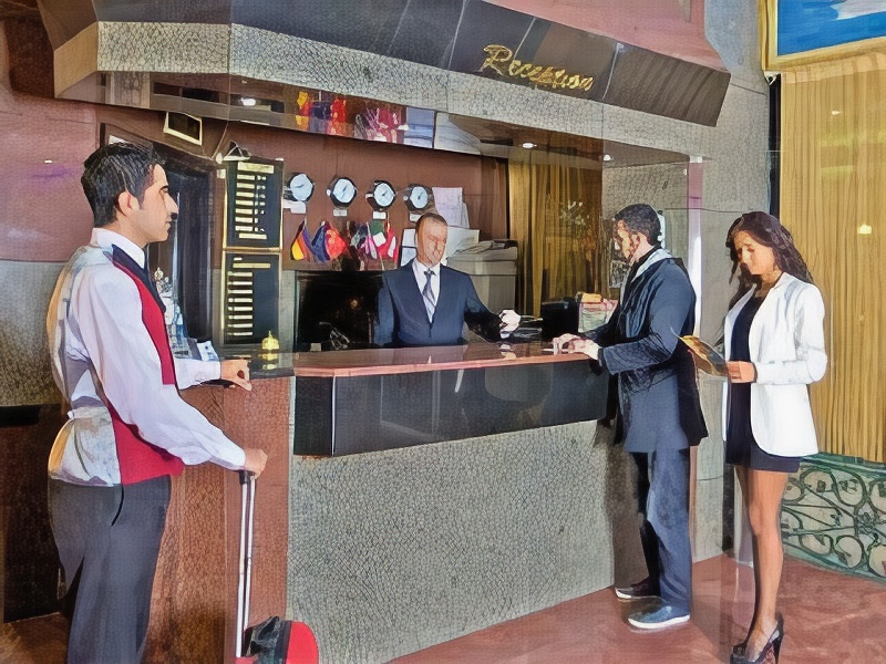 Hermanos Hotel
