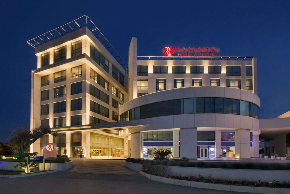 Ramada Hotel & Suites by Wyndham Izmir Kemalpasa