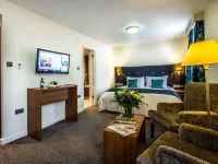 ฮอลิเดย์ อินน์ ลอนดอน - เคนซิงตัน ไฮ สตรีท บาย IHG โรงแรมในลอนดอน