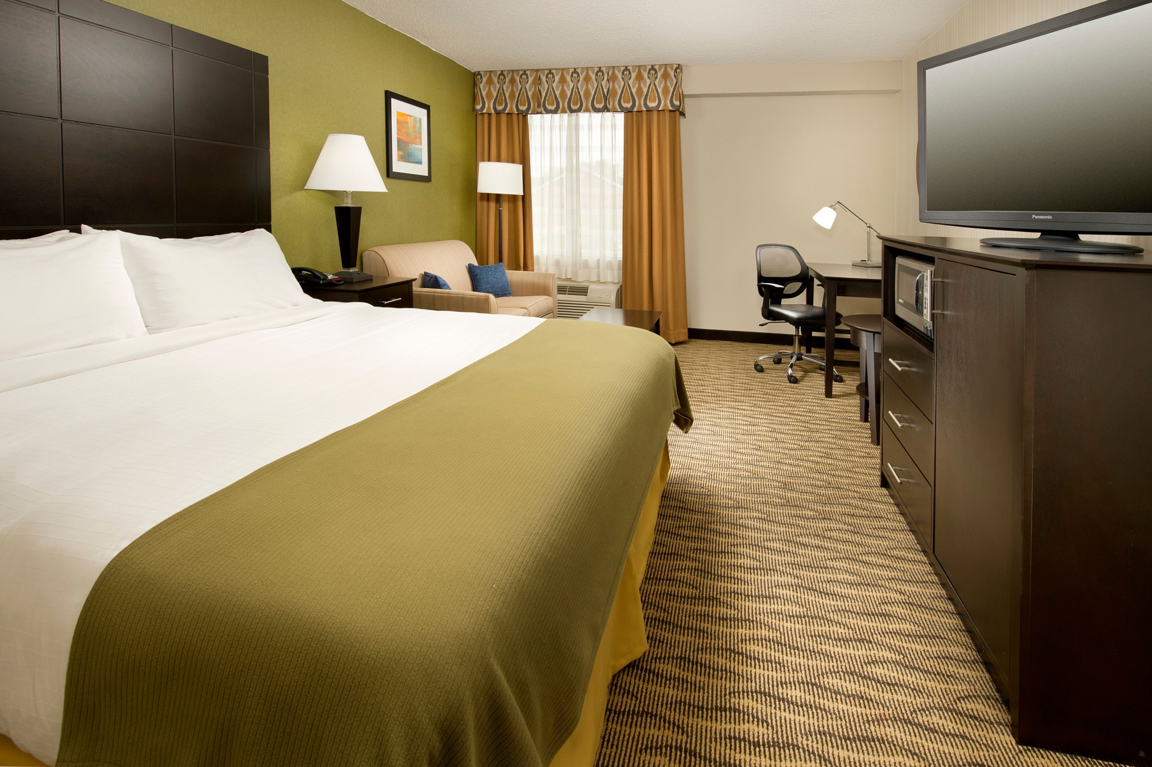 Holiday Inn Express - Waldorf, an Ihg Hotel