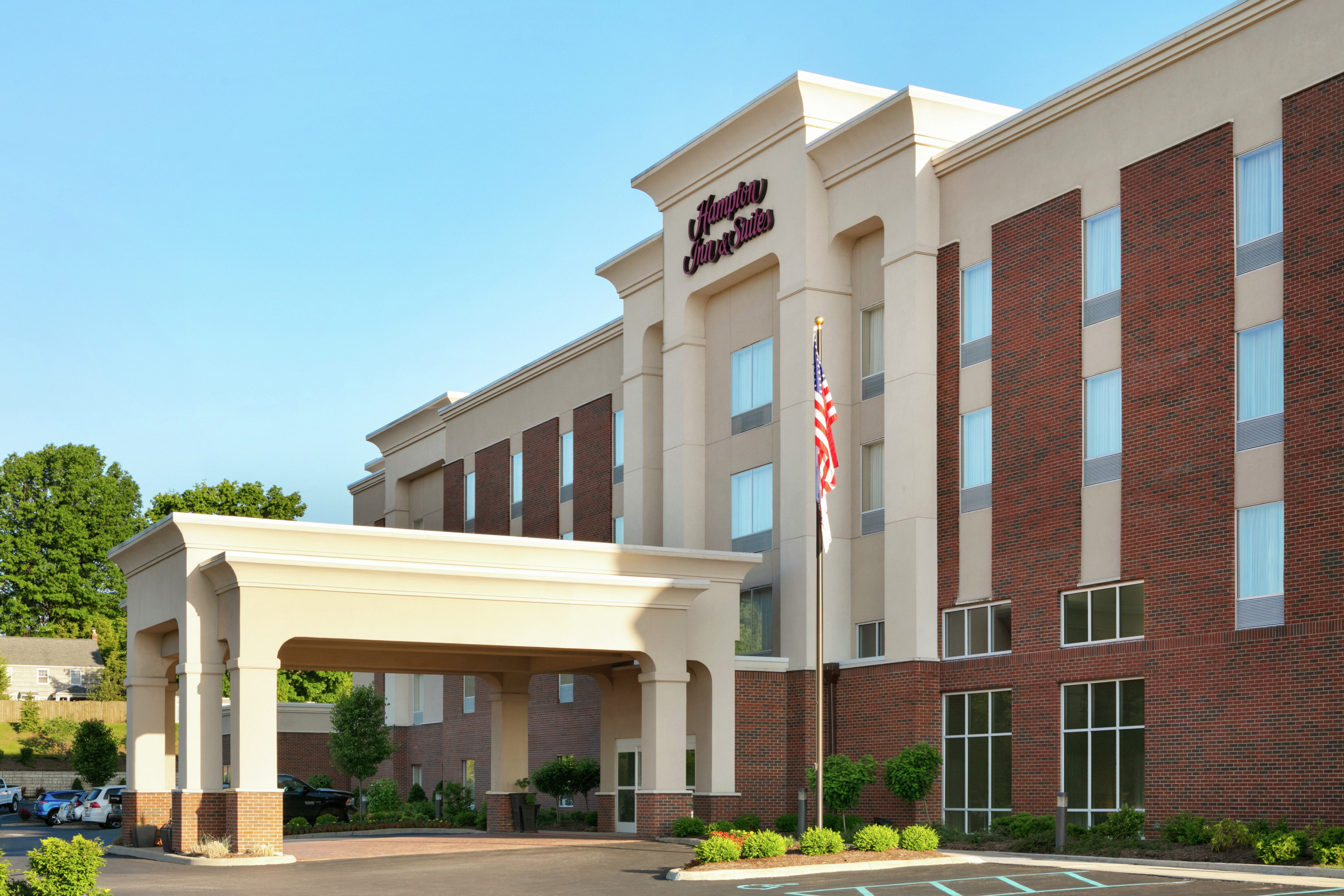 Hampton Inn & Suites Parkersburg Downtown