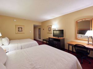 Hampton Inn Massillon