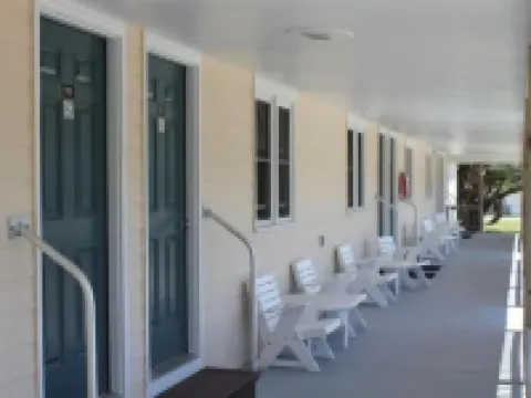Pony Island Inn Hotels in Ocracoke