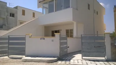 Charming Apartment in Central Location with Air Conditioning ; Pets