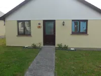 Parkland 14 is a Detached Premier 3 Bedroom Bungalow Sleeping 6 Hotels in Bude