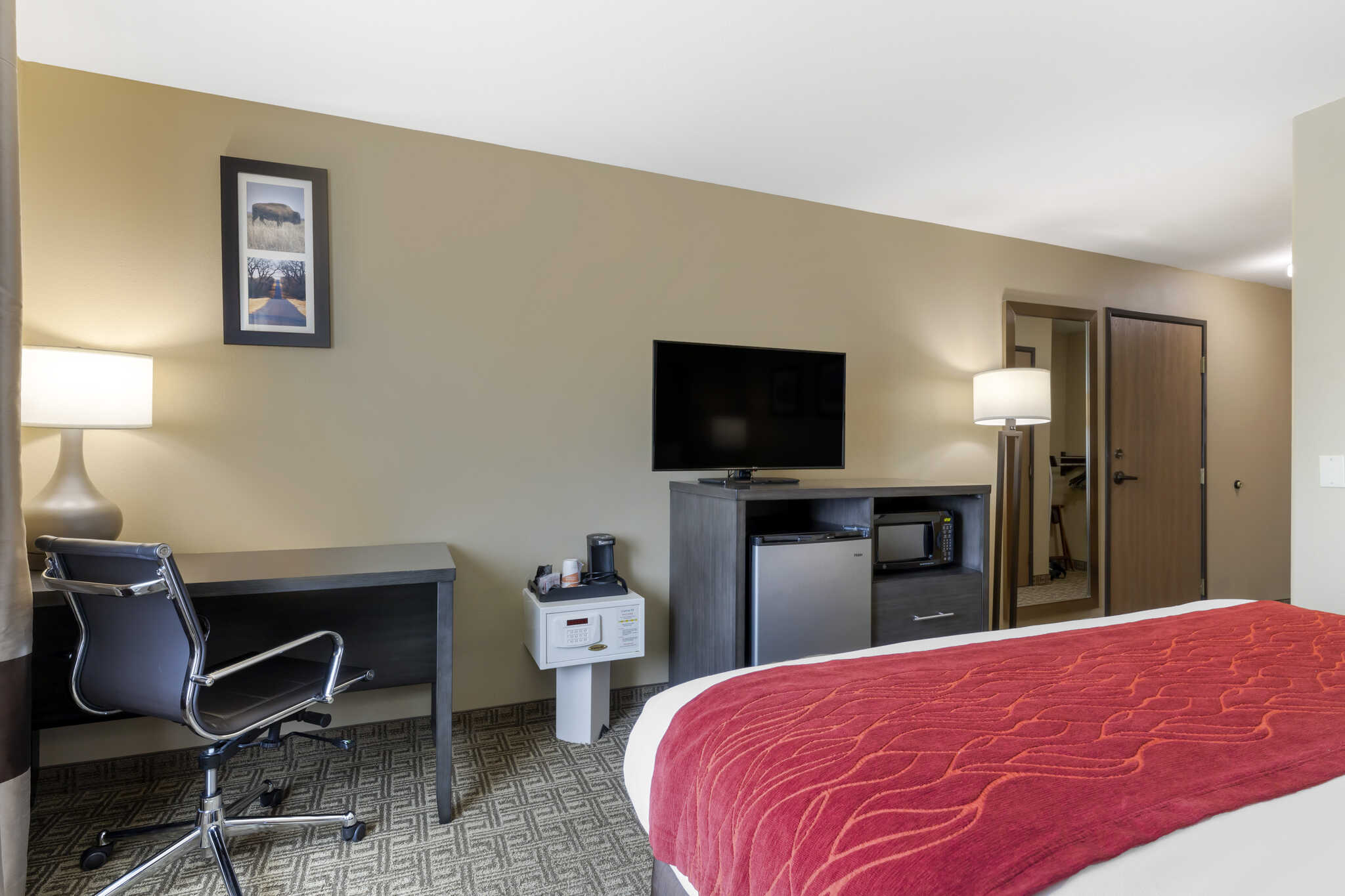 Comfort Inn & Suites Ponca City Near Marland Mansion