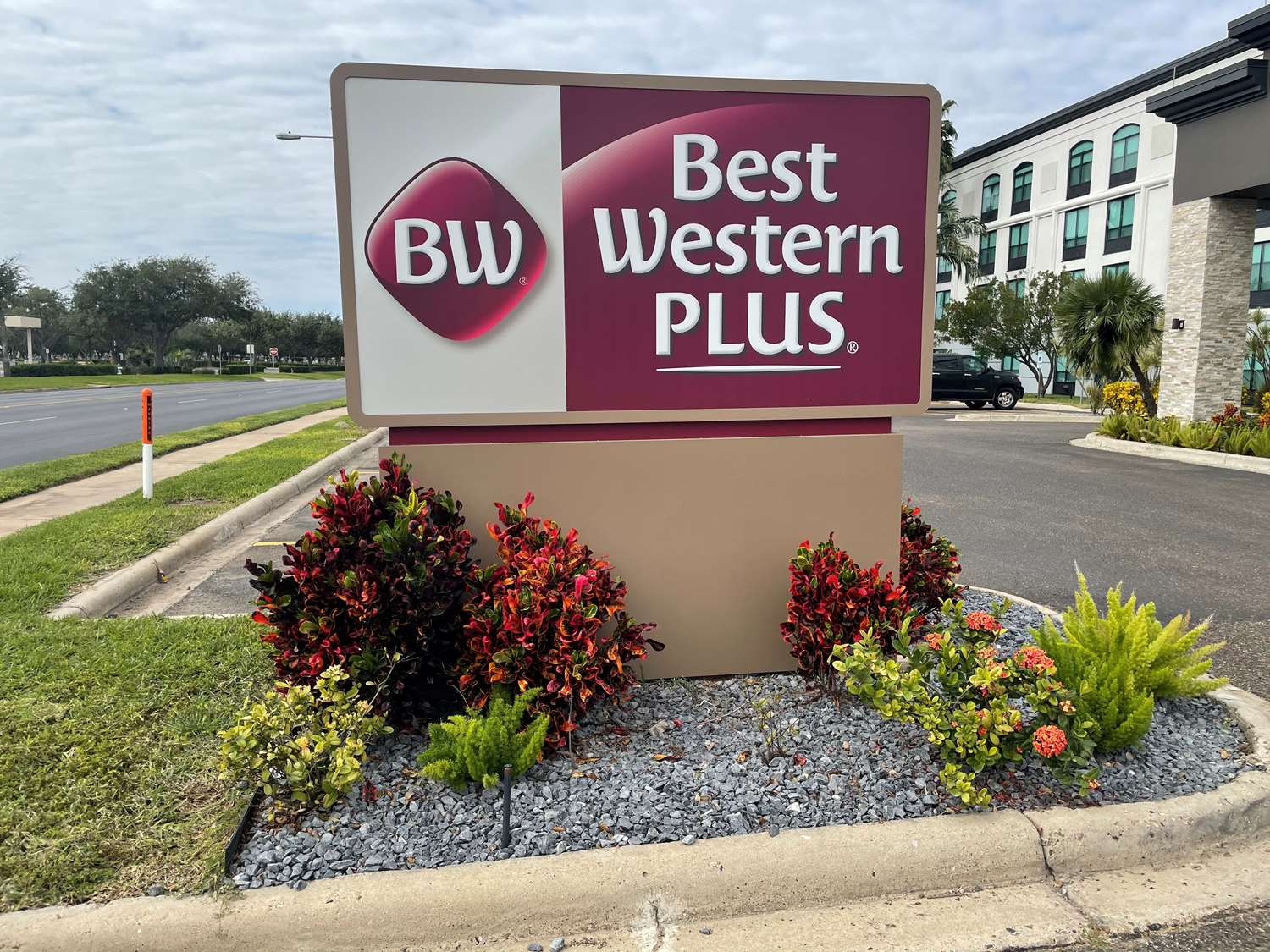 Best Western Plus McAllen Airport Hotel