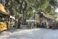 Kombinat Rooms City Center Hotels in 