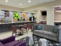 La Quinta Inn & Suites by Wyndham Snellville-Stone Mountain - Parkering
