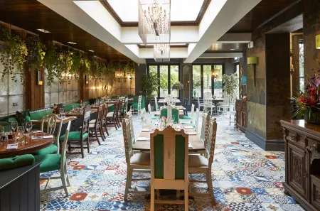 The Belmore Отели рядом с достопримечательностью «Парк Сейл Уотер»