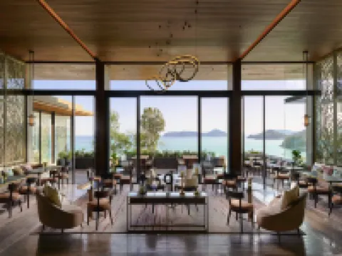 V Villas Phuket Mgallery