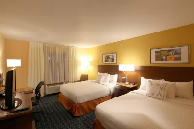 Fairfield Inn & Suites Cincinnati Eastgate Hotels in Union Township