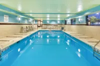 Holiday Inn Express WALDORF by IHG - Pools