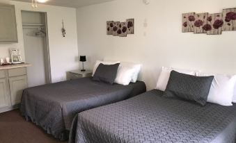 White Feather Motel