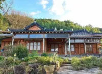 Haenam Teyang Hanok Pension Hotels near Daeungjeon