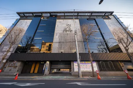 Daegu Seongseo JB Premium Hotel