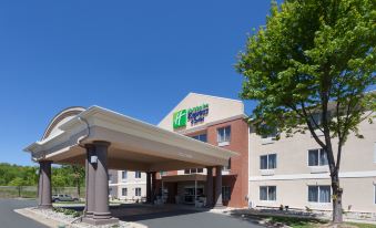 Holiday Inn Express & Suites Mebane