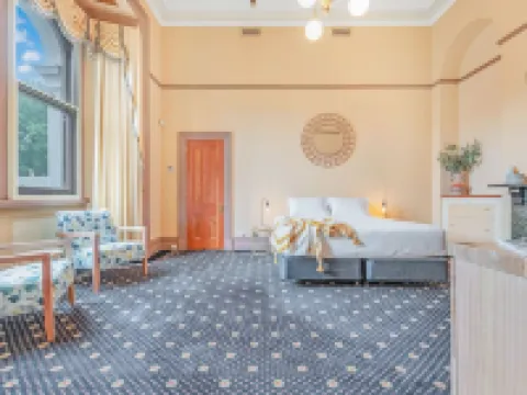 Clocktower Suites Hotels in Echuca