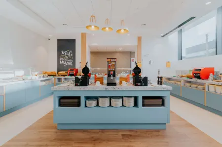 Hampton by Hilton Warsaw Reduta
