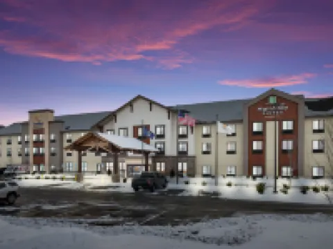 Comfort Inn & Suites Gaylord Hotels in Otsego County