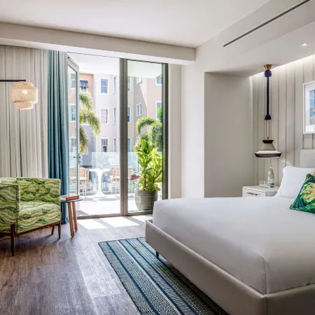 The Ray Hotel Delray Beach, Curio Collection by Hilton