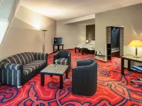 Mercure Hotel Berlin Tempelhof Отели рядом с достопримечательностью «Конференц-центр COLONIA NOVA»