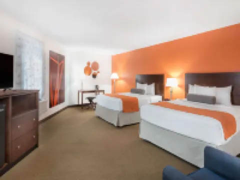 Howard Johnson by Wyndham Quincy/Boston Hotels in Norfolk County