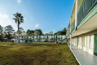 Days Inn by Wyndham Richmond Hill/Savannah Hotels in Richmond Hill