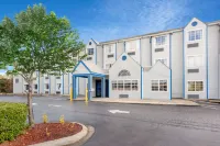 Microtel Inn & Suites by Wyndham Matthews/Charlotte Hotels in Matthews