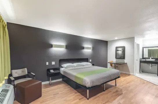 스튜디오 6 헌츠빌, TX