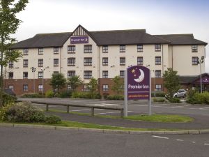 Premier Inn Glasgow Stepps (M80, J3)