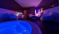 Seven Urban Suites Nantes Centre - spa