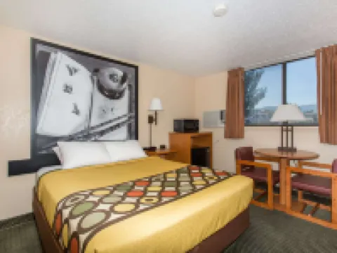 Super 8 by Wyndham Casper West by the River Hotels in Casper