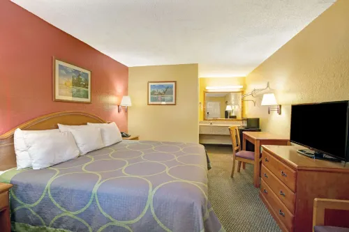 Super 8 by Wyndham la Marque TX/Texas City Area - Parkering