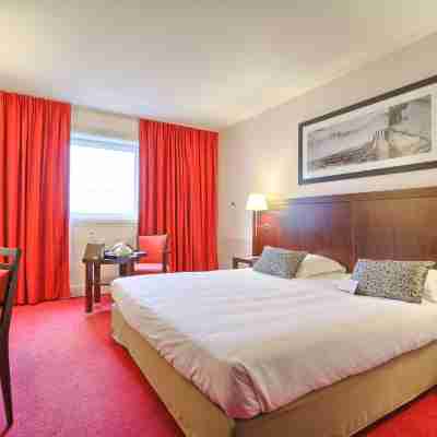 Golden Tulip Paris Aéroport CDG Villepinte Rooms