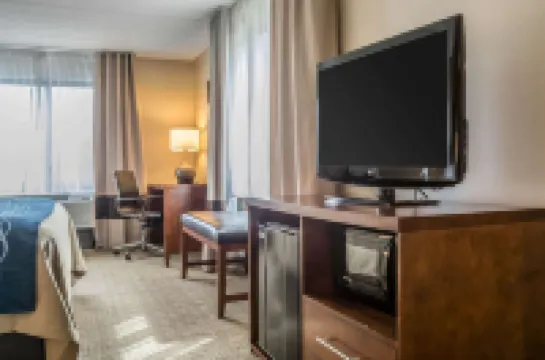 Comfort Inn the Pointe